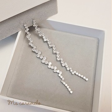 送禮物 現貨商品【焦糖小姐 Ms caramelo】夾式 流蘇鋯石耳環