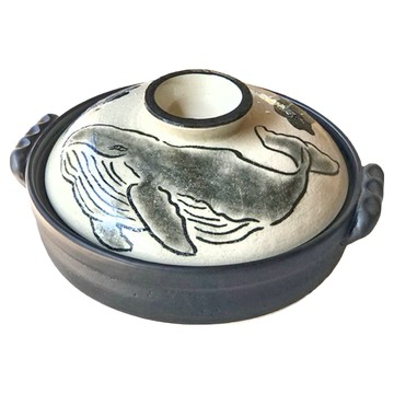 GINPO 銀峯 9號深型砂鍋 – 黑鯨圖案 陶瓷材質 尺寸28.5 x 31 x 17cm 日本產  31cm  1個