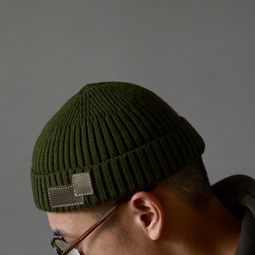 【拼湊的記憶切片】皮革毛帽 皮革補丁 軍綠色針織短毛帽