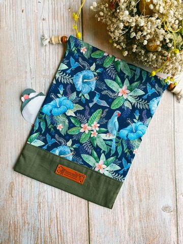 (現貨快速出貨)熱帶雨林-收納袋 束口袋 手作 裁縫 月輪鸚鵡 拼接