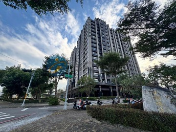 開價實登內#華鳳特區#高樓層景觀美2+1房平車｜高雄市鳳山區北昌二街