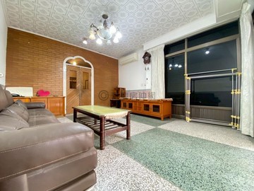 華鳳特區臨8米路三角窗大地坪透天店面｜高雄市鳳山區北和街