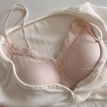 【全館現貨】實拍 無鋼圈內衣 女 蕾絲邊 細緻絲光緞面 內衣 舒適薄款 細肩帶 背心式 內搭 33034