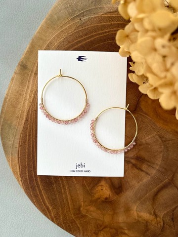 淡雅粉色 / 玫瑰石英圈形耳環