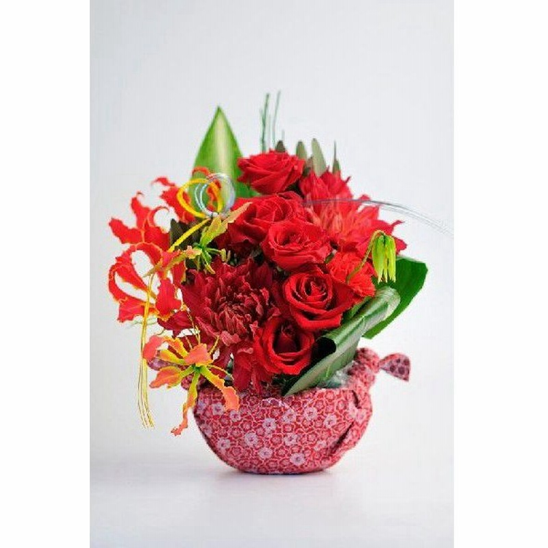 還暦祝い 花 赤 プレゼント 還暦 お祝い 赤バラ 赤系 女性 豪華 上品 和風 女性 母親 いわい花 紅 Beni アレンジメント 通販 Lineポイント最大0 5 Get Lineショッピング