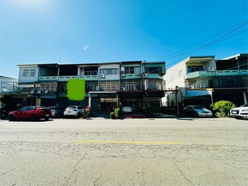 大里成功國中大地坪透店｜台中市大里區至善路