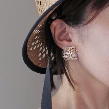 uroko | 閃耀鱗片的耳環・金屬線飾品