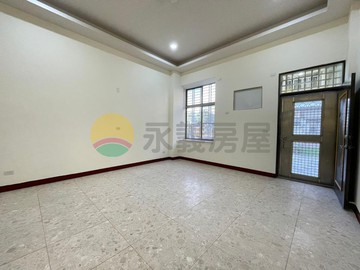 [福南山莊] 邊間 全棟 重新整理，即可入住｜台南市佳里區文化西路