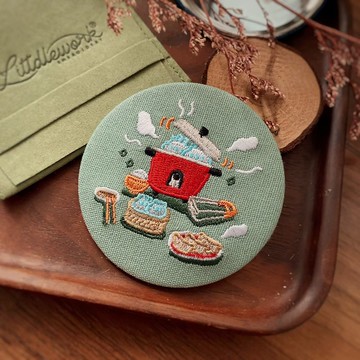 刺繡馬口鏡(附麂皮袋) - 台灣美食