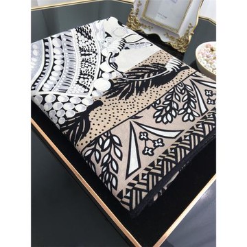 【埃及權杖】精致優雅的真絲羊毛大方巾秋冬高端絲絨保暖圍巾披肩