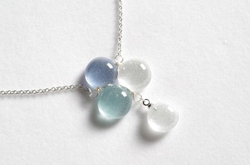 玻璃水滴項鍊 / Babbling