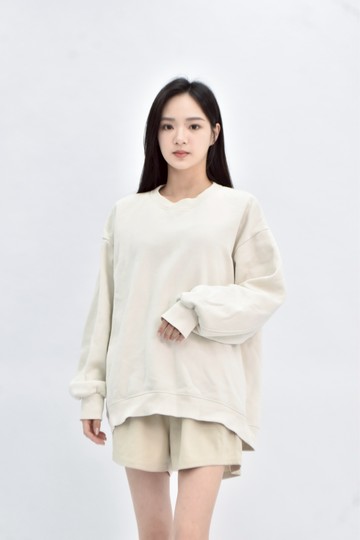 (L) gu 大學T杏色長袖上衣