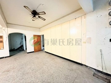 大湖路稀有上市雙門牌透天~整合自住改建效益佳 ｜新北市鶯歌區大湖路