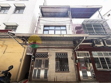 後驛X火車站X捷運｜邊間透天｜住宅自行改造｜高雄市三民區哈爾濱街
