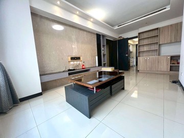 中央公園經貿區、輕屋齡三房獨立平車｜台中市西屯區長安路二段