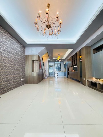 專任正葫蘆墩一街前院停車漂亮美透天別墅｜台中市豐原區葫蘆墩一街