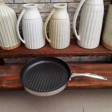 外貿尾貨不銹鋼平底鍋一體成型煎蛋煎鍋燃氣灶30cm無油煙不粘鍋