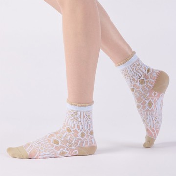 珍珠的眼淚 透明紗中筒襪 - 咖(M)