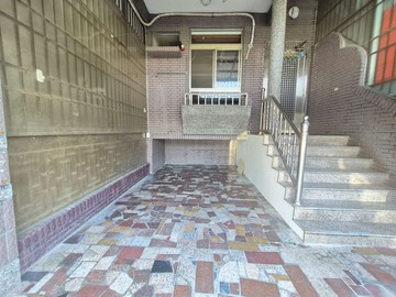 梓官臨路車庫透天#梓官國小#地段超級好｜高雄市梓官區梓官路