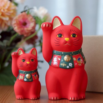 【Yourtableware】日本 藥師窯 赤 招財貓 陶瓷擺飾 喬遷禮 新居落成 賀開業