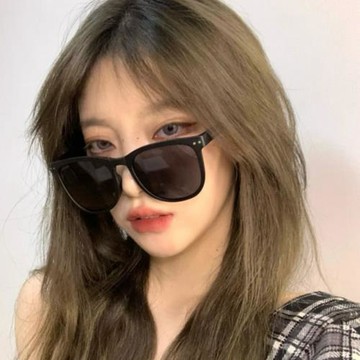折疊墨鏡女高級感易收納防紫外線偏光太陽鏡時尚個性潮流遮陽眼鏡