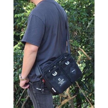 tough復古單肩包男斜挎包多口袋男包高品質尼龍布包休閑戶外包郵