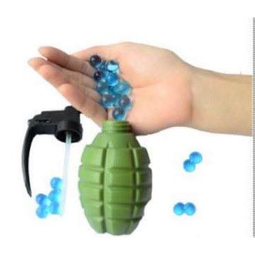 激戰超實用 手榴彈水槍 戲水玩具 水槍