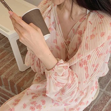 2022春夏新款高級感粉色小香風初戀感碎花奶乖連衣裙子女小眾設計