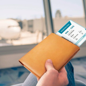 COZI- 義大利植鞣皮革 護照套 護照夾 -可收納護照、卡片和登機證 黑色