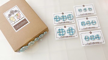 布鈕扣-0.5cm寬格子-淺藍色