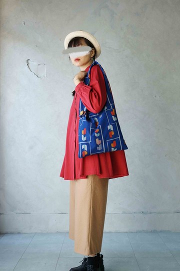 設計手作包-寶藍色鬱金香緹花日式和服改製購物袋側背包