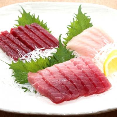 ふるさと納税 室戸市 こだわりの天然ミナミマグロビントロセット　ミナミマグロ中トロ赤身各1柵　 ビントロ1柵