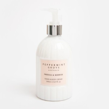 PGA護手身體乳500mL 小蒼蘭與莓果