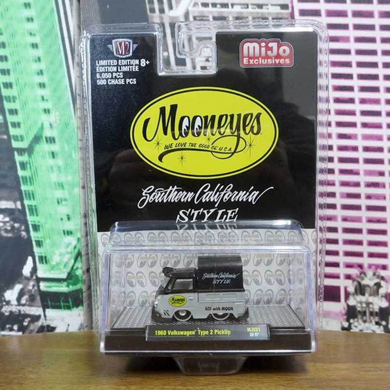 ムーンアイズ ミニカー1/64 M2 MACHINES MOONEYES 1960 VW Type2