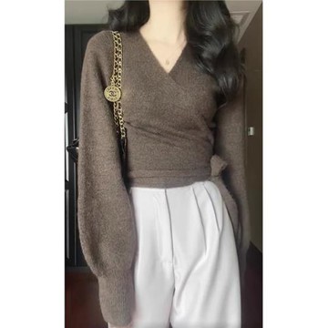 咖啡色交叉V領針織打底衫女秋冬不規則綁帶個性毛衣內搭收腰上衣