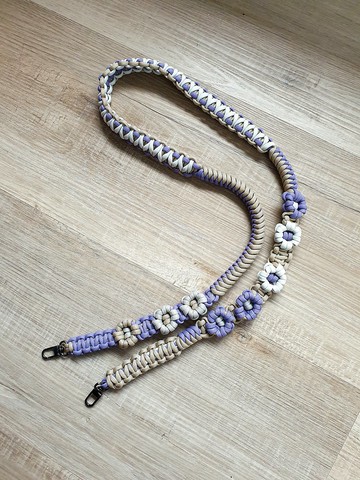 Faith Handmade | 傘繩手機背帶 傘繩背帶 小花 手機背帶 掛繩