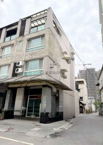 仁武區⭐️鄰路邊間透天店面⭐️方正格局｜高雄市仁武區水管路二段