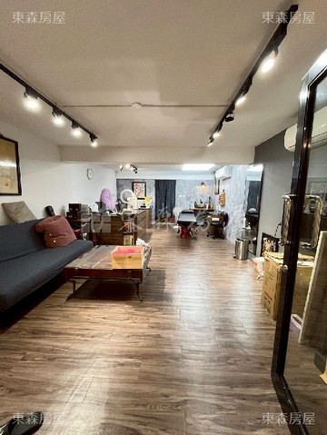 K117三重區仁愛街住辦一樓方便停車近北市重陽橋｜新北市三重區仁愛街