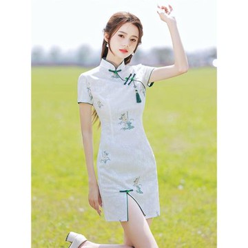白色旗袍2025年新款夏季年輕款少女改良氣質小清新小個子日常短款