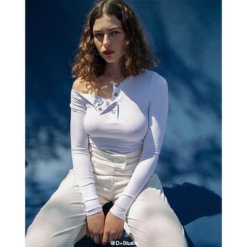 美國小眾 小露香肩 設計感純欲風斜領紐扣長袖T恤衫上衣打底衫女