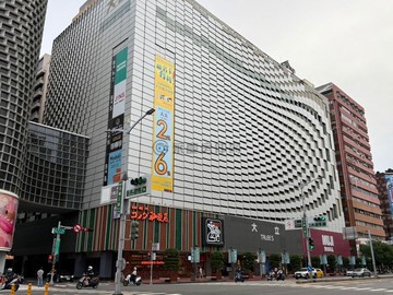 新灣區★大立百貨日系生活圈★精品飯店｜高雄市前金區文武三街