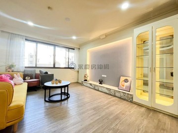 港妹風格畫境全新整理屋主誠意出售大三房平車｜台中市北屯區九龍街