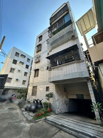 楠梓右昌大坪數健身寧靜公寓｜高雄市楠梓區中泰街