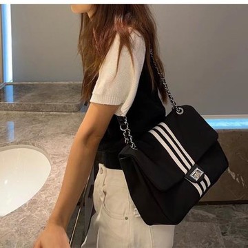 大容量包包女2023新款高級感牛津布休閑鏈條流浪包通勤單肩斜挎包