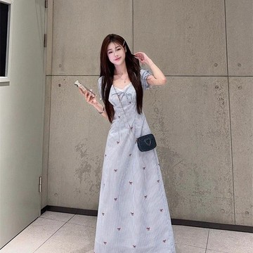 🎇夏季爆款🎇 小清蕾絲花邊蝴蝶結印花連衣裙2025大碼夏季新款收腰顯瘦中長裙女