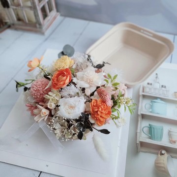 韓式花束- 現貨 永生便當花盒  禮物 生日 開幕 桌花