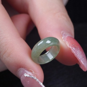 【萬事亨通】冰種翡翠戒圈吊飾| 天然緬甸玉翡翠A貨 | 送禮