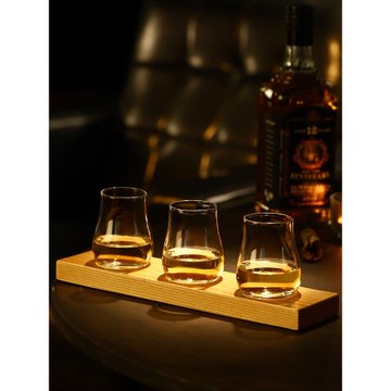 發財威士忌酒杯高級感古典杯收口玻璃杯套裝品鑒杯iso品酒聞香杯