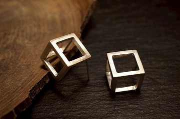 925 純銀立方體耳環 (E15)【手作】