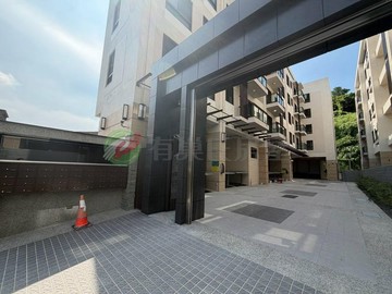 山水蒔光稀有高樓層三房大平面車位｜彰化縣彰化市中山路二段